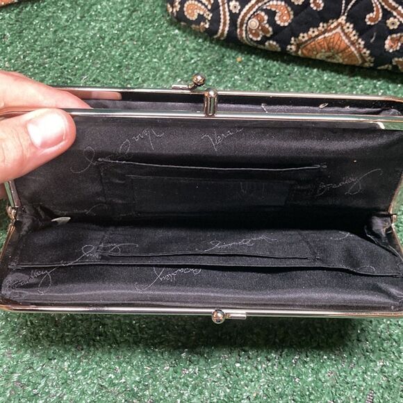 Vera Bradley bag, wallet, and coin pouch (OKPM-09-011) - Picture 6 of 16